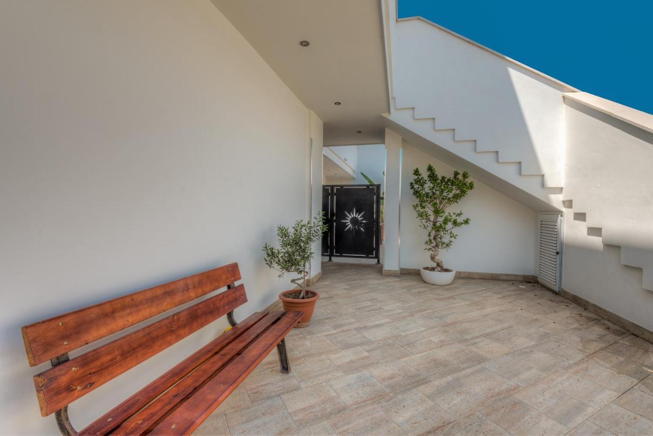 Cento Passi Dal Mare By Latuapuglia Apartment San Pietro in Bevagna Exterior photo
