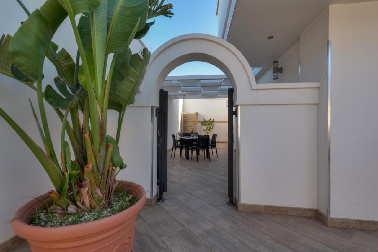 Cento Passi Dal Mare By Latuapuglia Apartment San Pietro in Bevagna Exterior photo