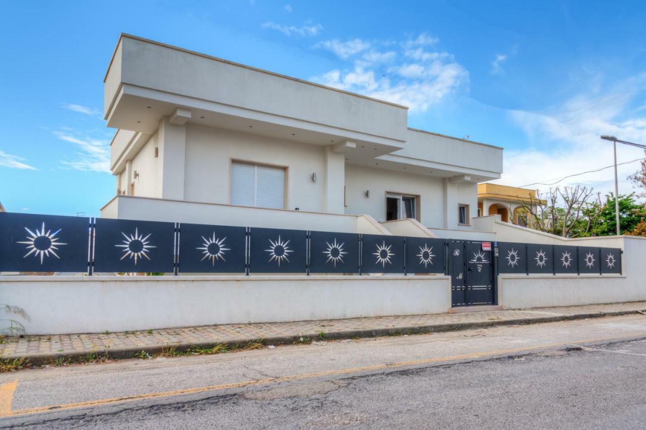 Cento Passi Dal Mare By Latuapuglia Apartment San Pietro in Bevagna Exterior photo